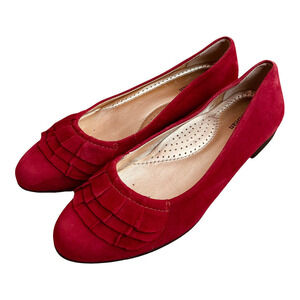 LL Bean Women’s Size 8.5 Red Suede Ruffle Toe Slip On Flat
